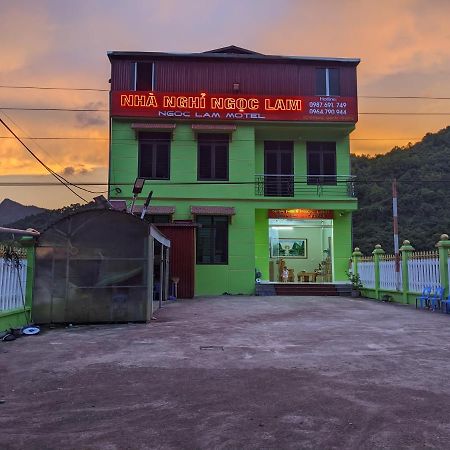 nhà nghỉ Ngọc Lam Quang Ba Exterior foto