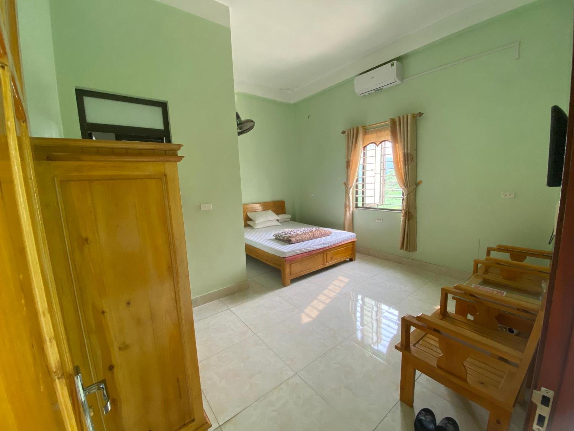 nhà nghỉ Ngọc Lam Quang Ba Exterior foto